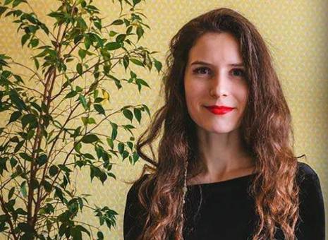 Elfje: supermedium voor magie, healing, liefde, dromen, verslaving &amp; spiritueel ontwaken.